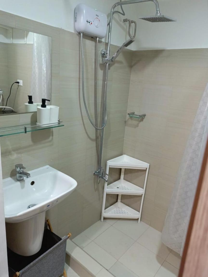 Shore 2 Residences High Speed Internet Walking Distance To Moa And Ikea Manila Luaran gambar